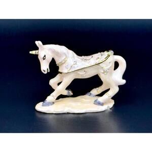 Bejeweled Majestic Unicorn Trinket Box Austrian Crystals The Unicorn !